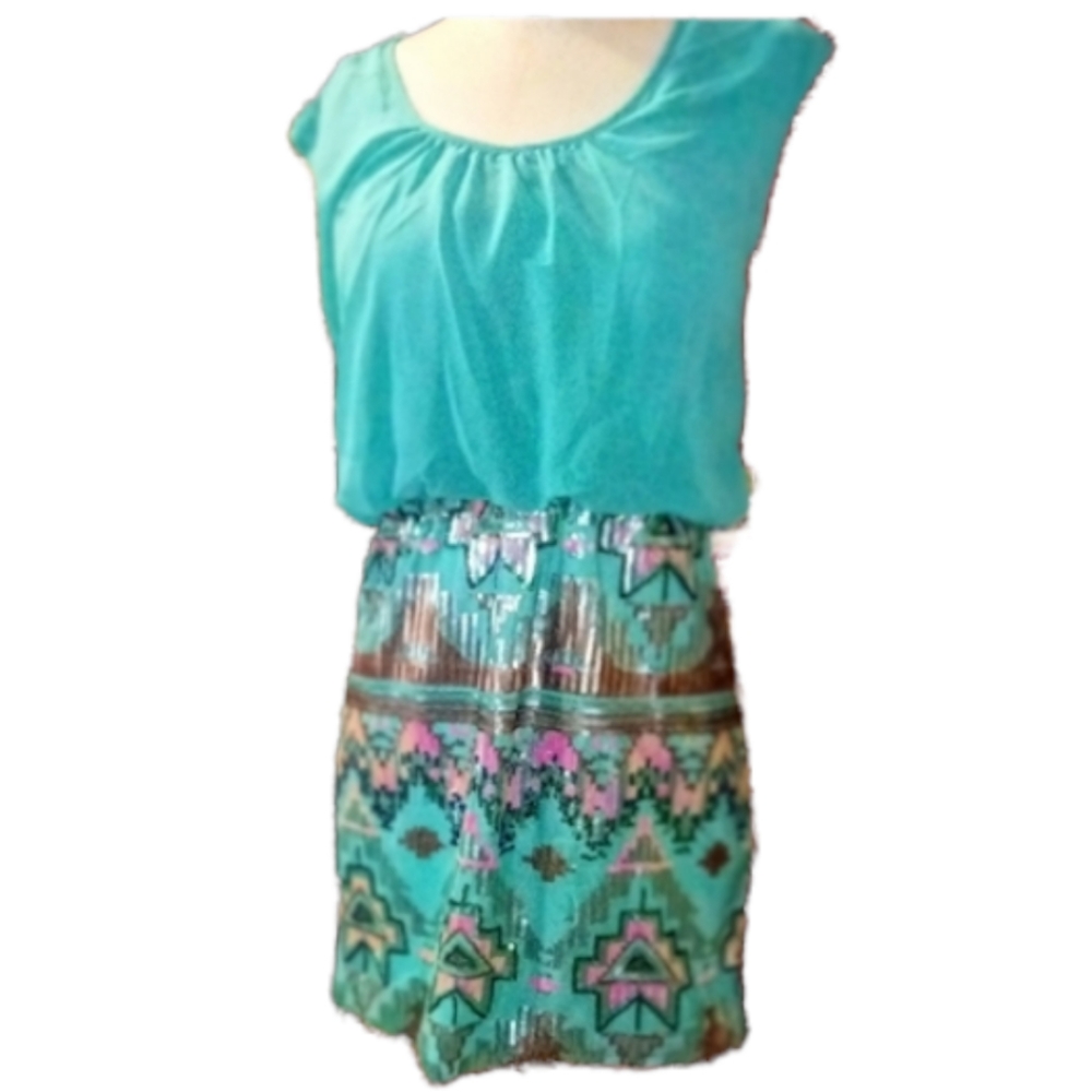 🆕 Rue21 sequins dress